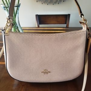 Adorable Tan Coach Purse - NEVER BEEN WORN!!